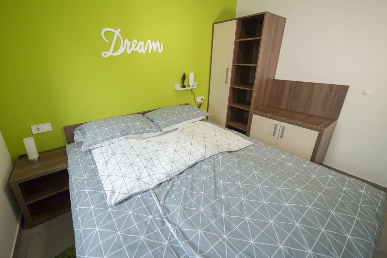 Apartma Mariposa Banovci Extérieur photo