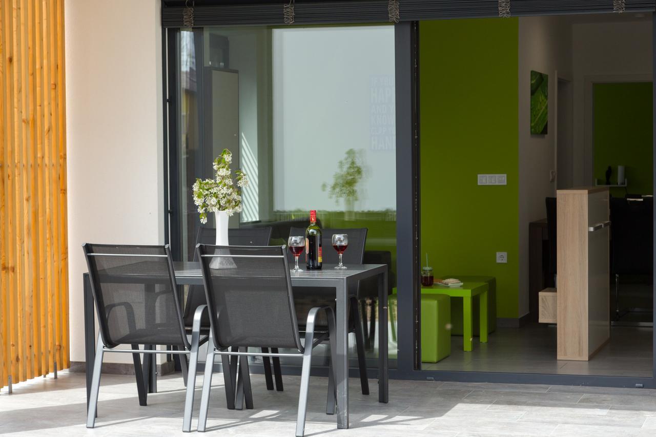 Apartma Mariposa Banovci Extérieur photo